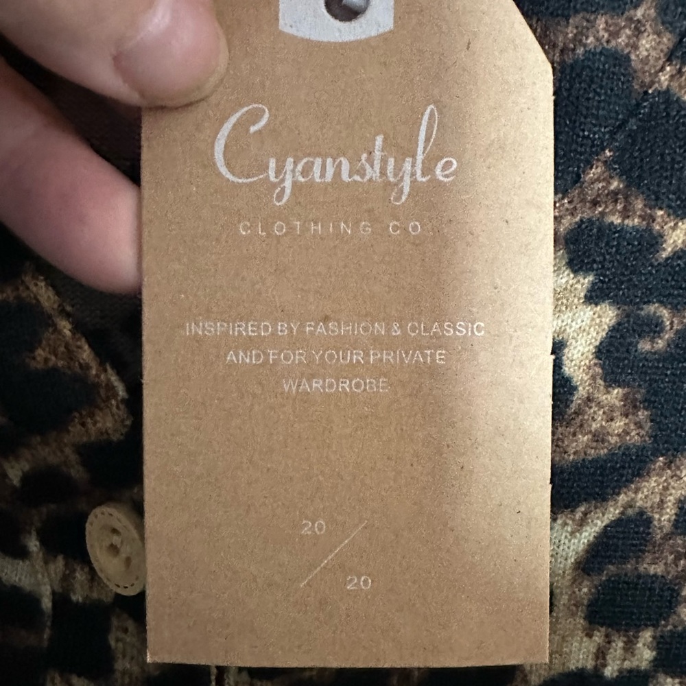 Leopard Print Pullover Sweater - Picture 3 of 9
